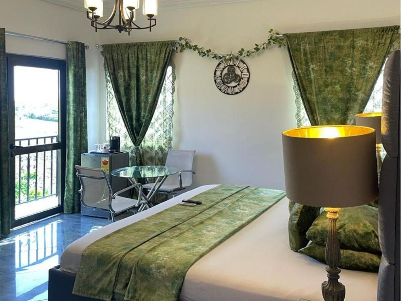 Perriman Hotel Kokrobite ภายนอก รูปภาพ