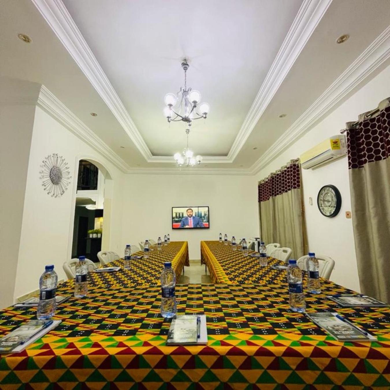 Perriman Hotel Kokrobite ภายนอก รูปภาพ
