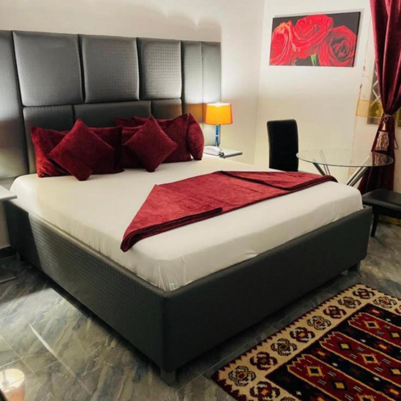 Perriman Hotel Kokrobite ภายนอก รูปภาพ