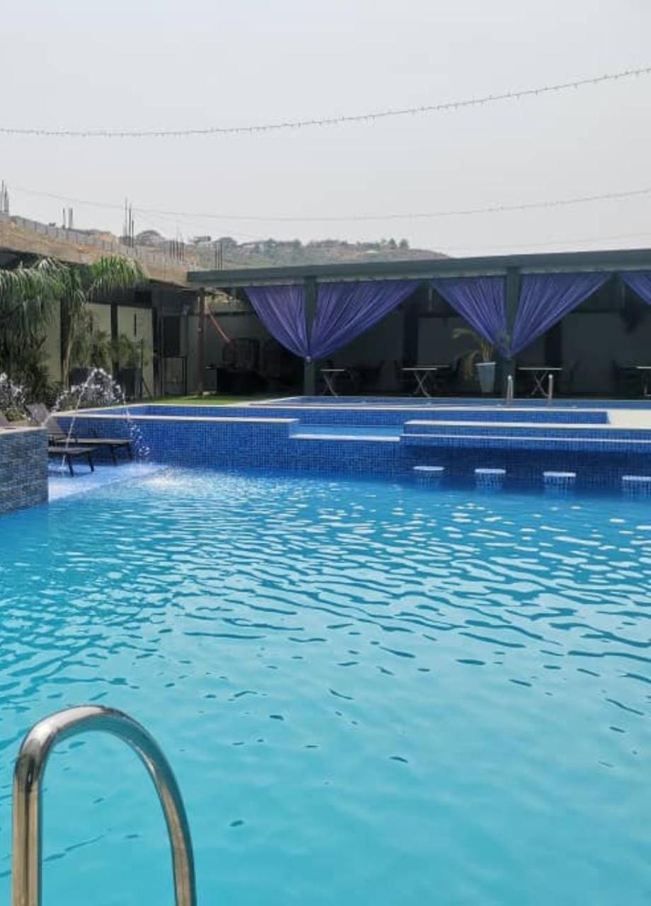 Perriman Hotel Kokrobite ภายนอก รูปภาพ