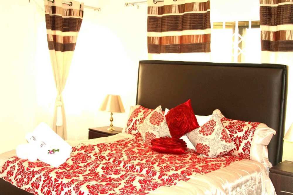 Perriman Hotel Kokrobite ภายนอก รูปภาพ